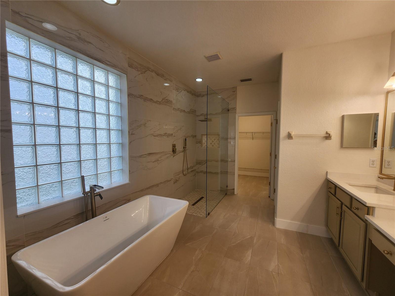 Image 13 of 82 For 3439 Hickory Hammock Loop