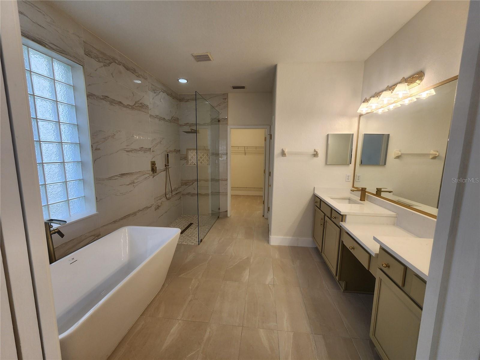 Image 17 of 82 For 3439 Hickory Hammock Loop