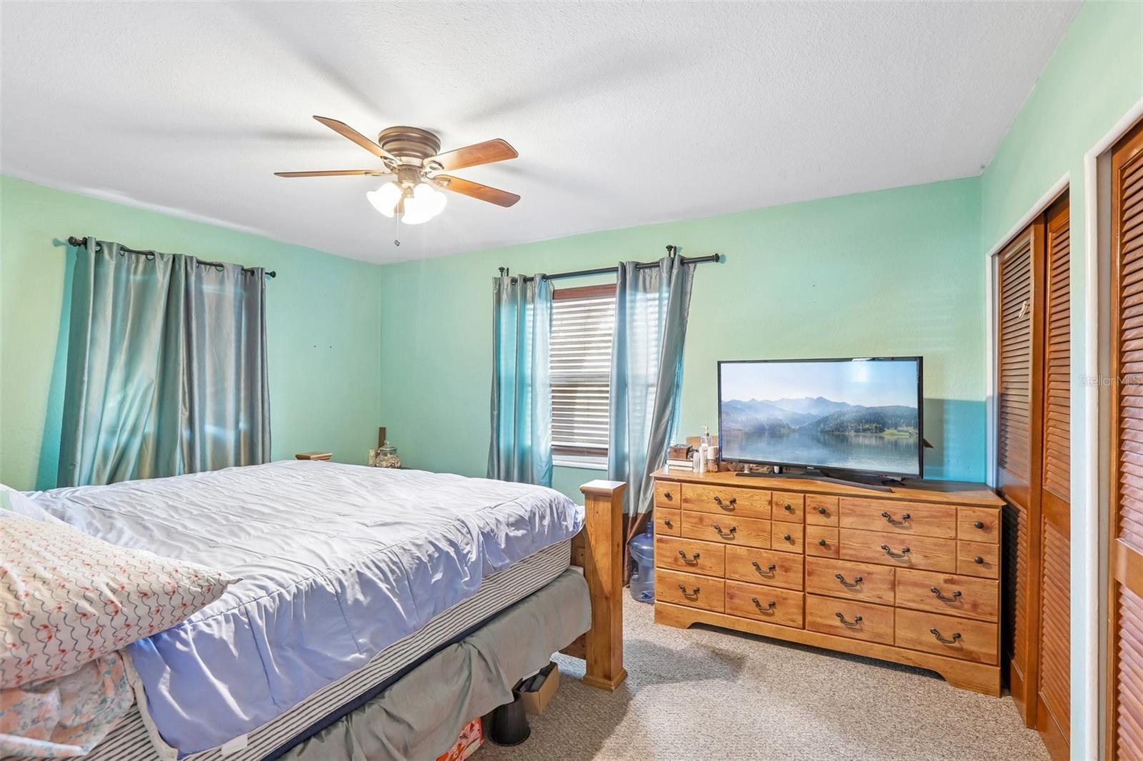Image 16 of 27 For 5775 57th Avenue N