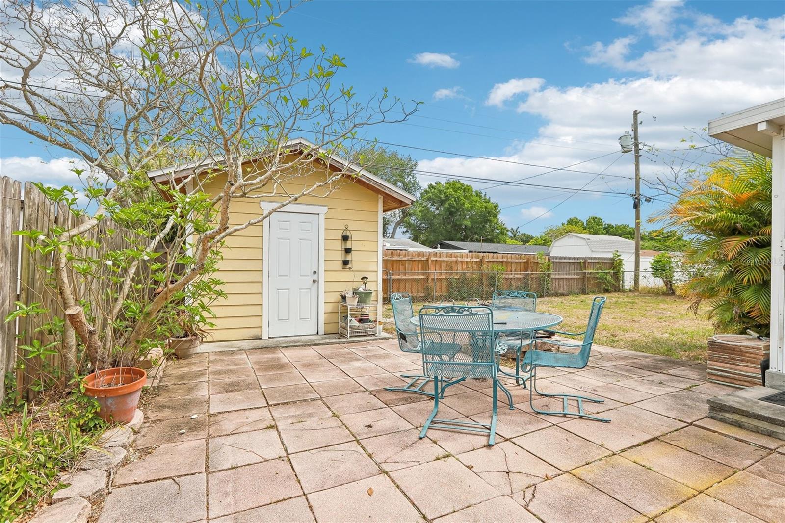 Image 21 of 27 For 5775 57th Avenue N