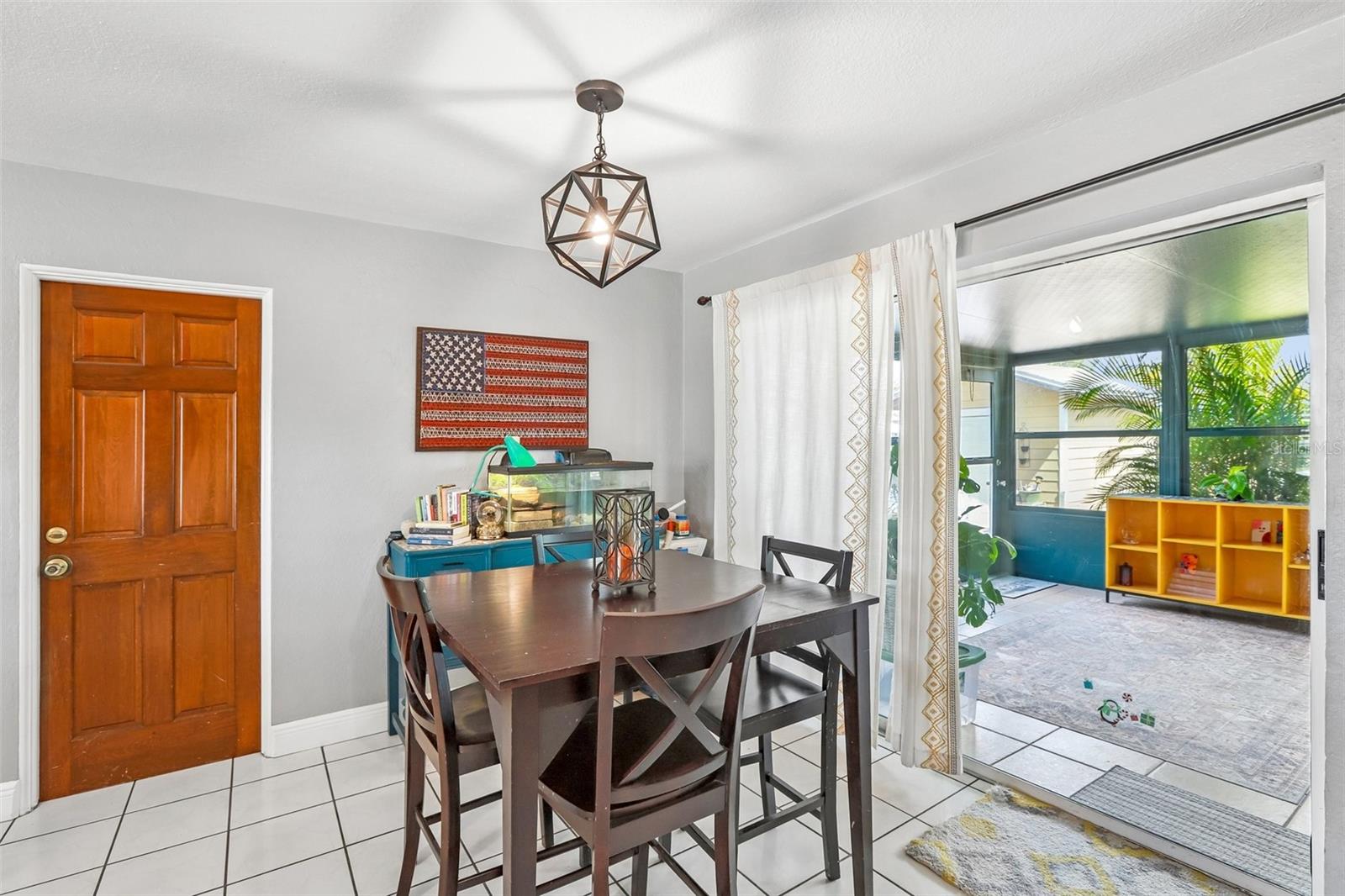 Image 8 of 27 For 5775 57th Avenue N