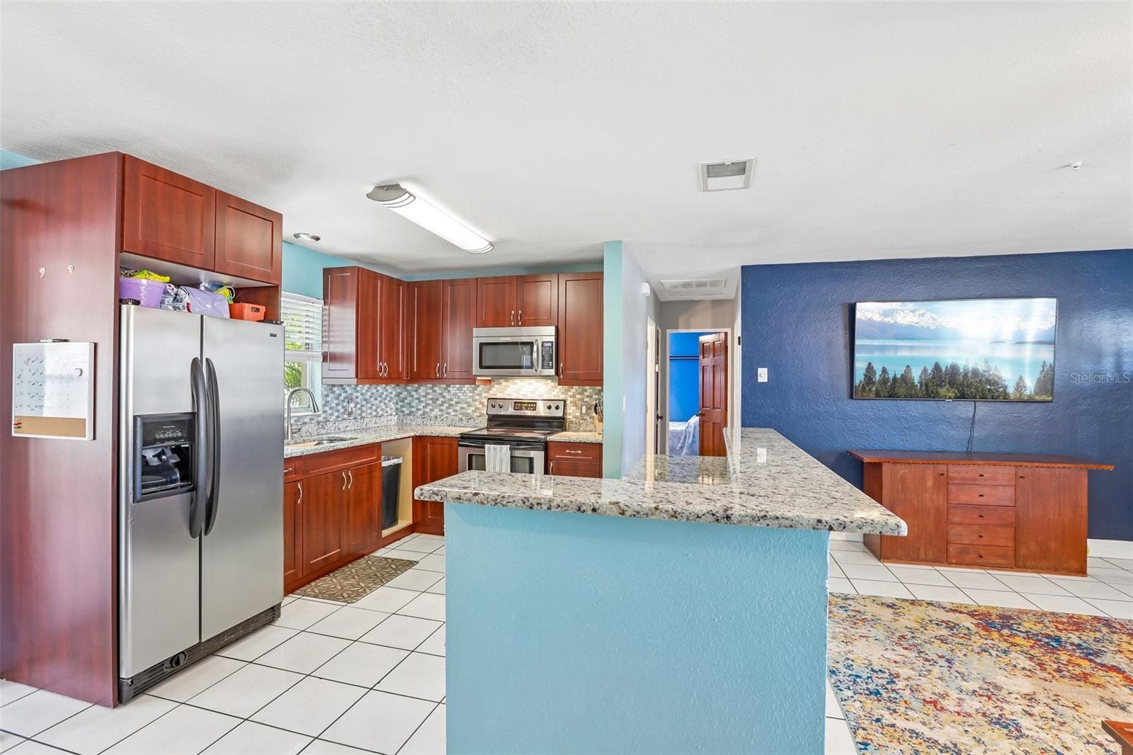 Image 9 of 27 For 5775 57th Avenue N