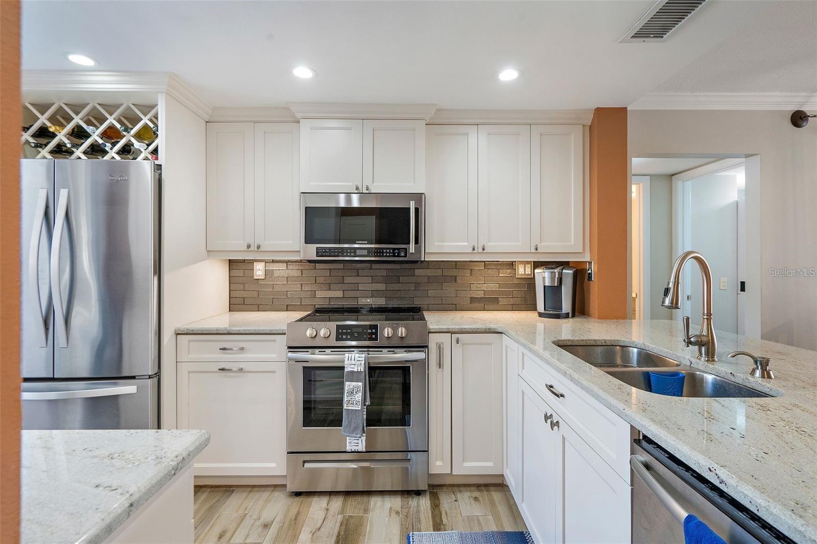 Image 11 of 33 For 6277 Bahia Del Mar Boulevard 110