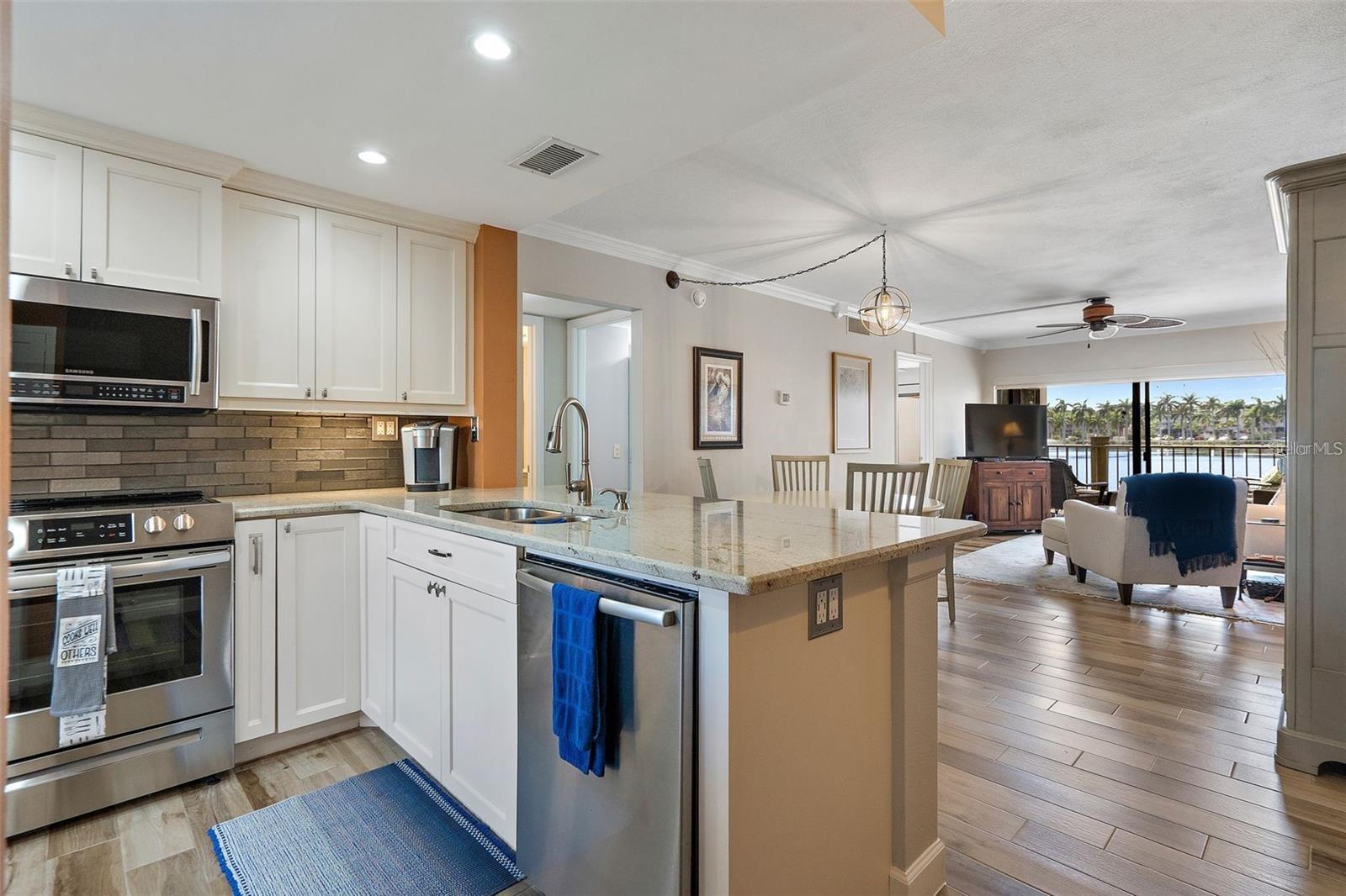 Image 13 of 33 For 6277 Bahia Del Mar Boulevard 110