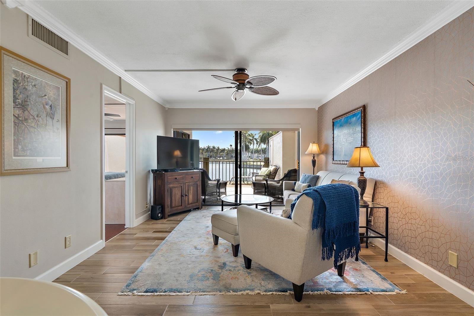 Image 4 of 33 For 6277 Bahia Del Mar Boulevard 110