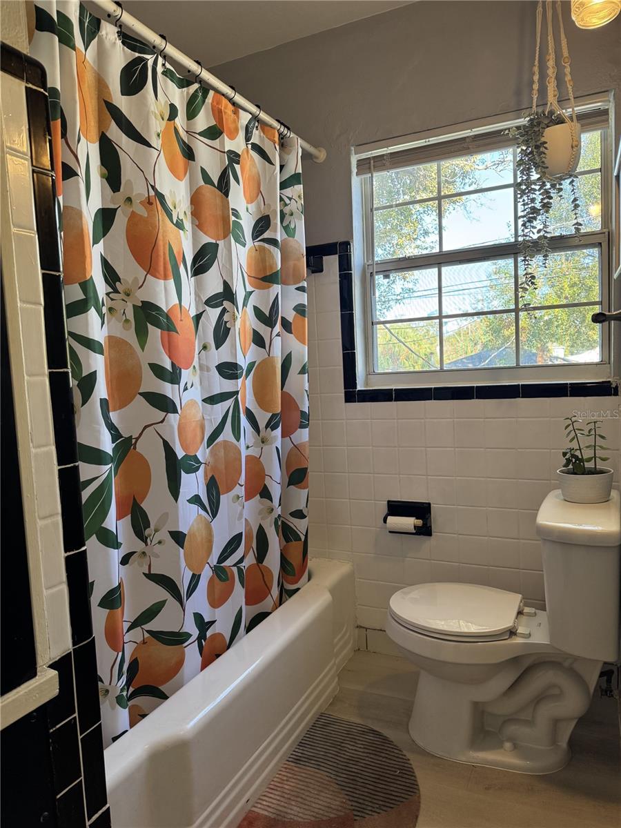 Image 26 of 32 For 1201 Highland Street N