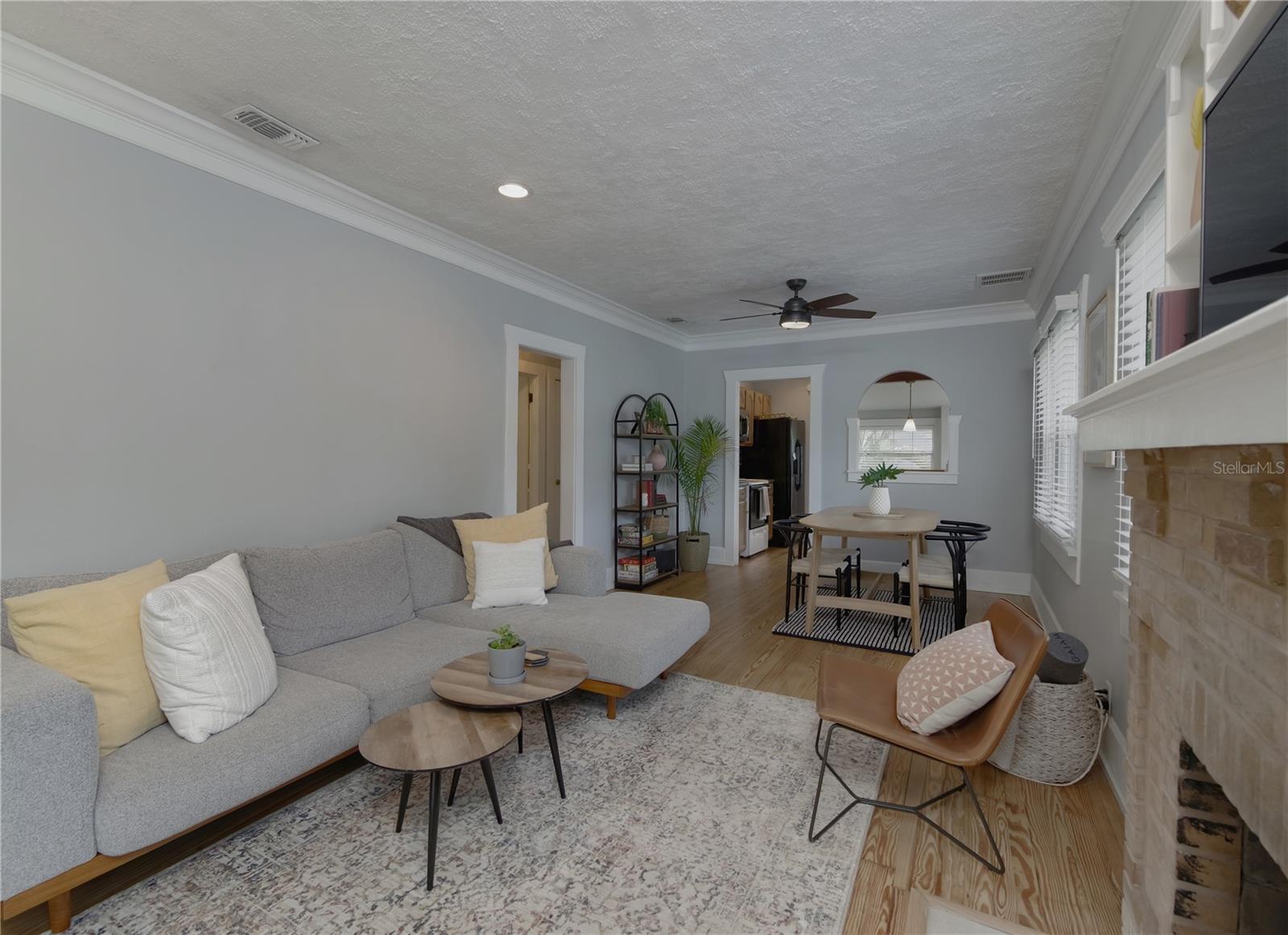 Image 4 of 32 For 1201 Highland Street N