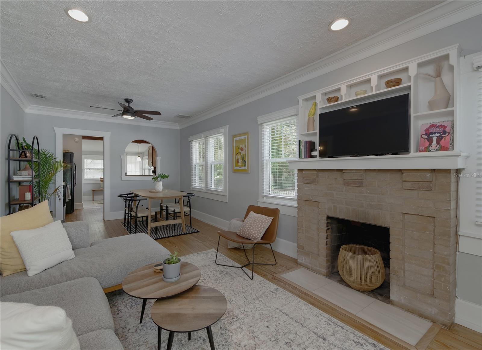 Image 5 of 32 For 1201 Highland Street N