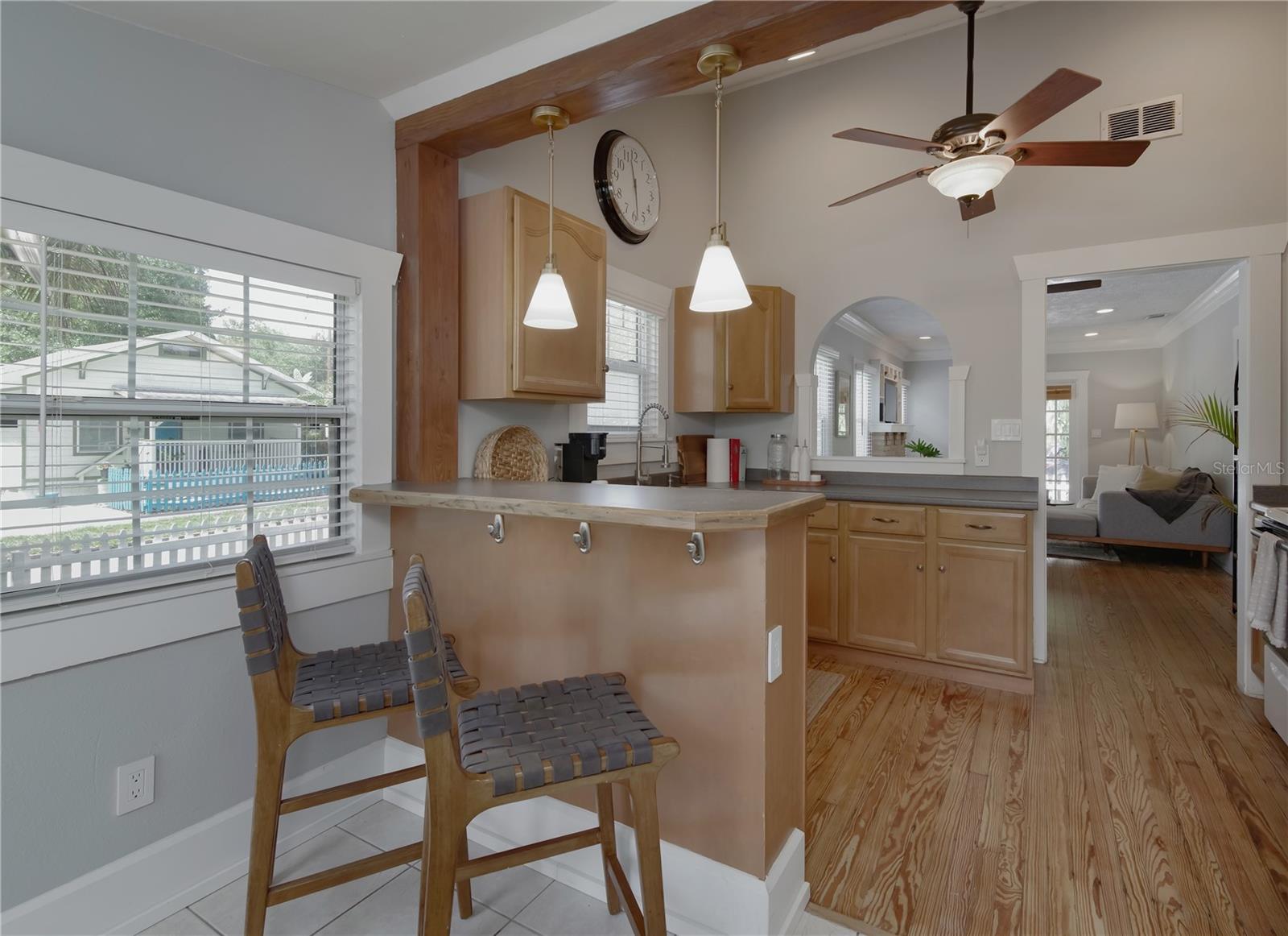 Image 8 of 32 For 1201 Highland Street N