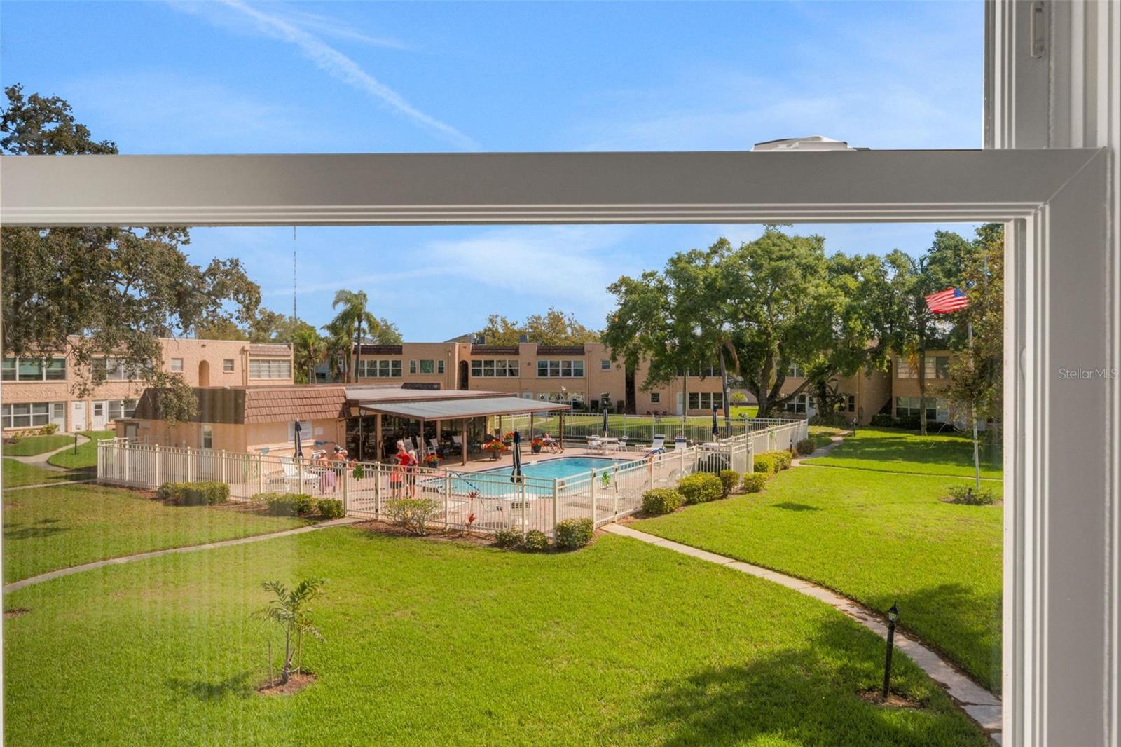 Image 13 of 30 For 203 Aspen Circle 203