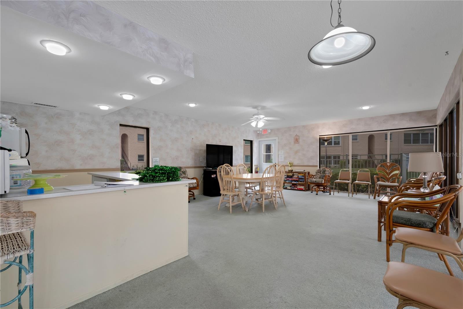 Image 27 of 30 For 203 Aspen Circle 203