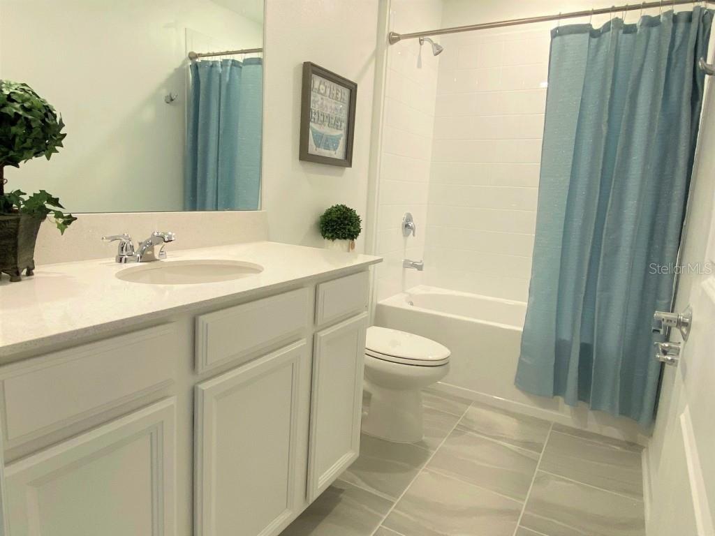 Image 19 of 34 For 5010 Four Strand Court