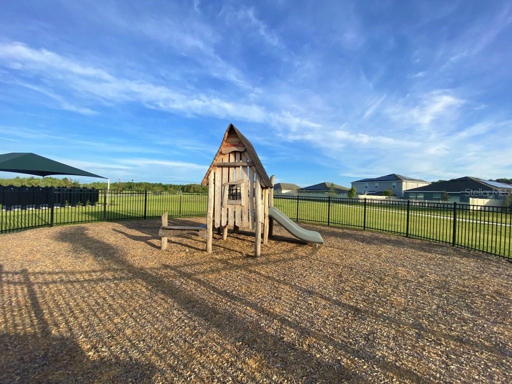 Image 7 of 34 For 5010 Four Strand Court