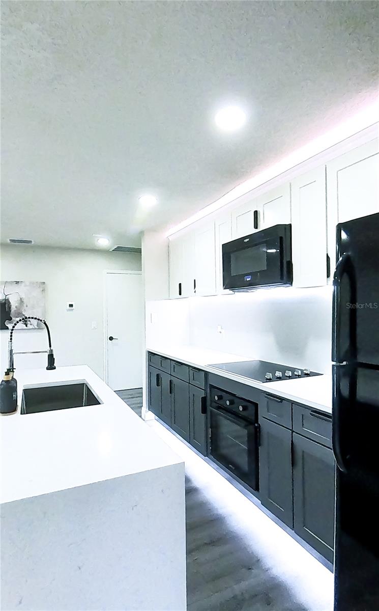 Image 13 of 38 For 5418 6th Avenue S