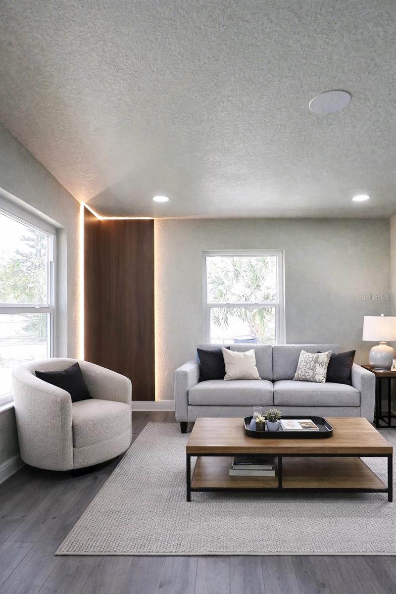 Image 5 of 38 For 5418 6th Avenue S