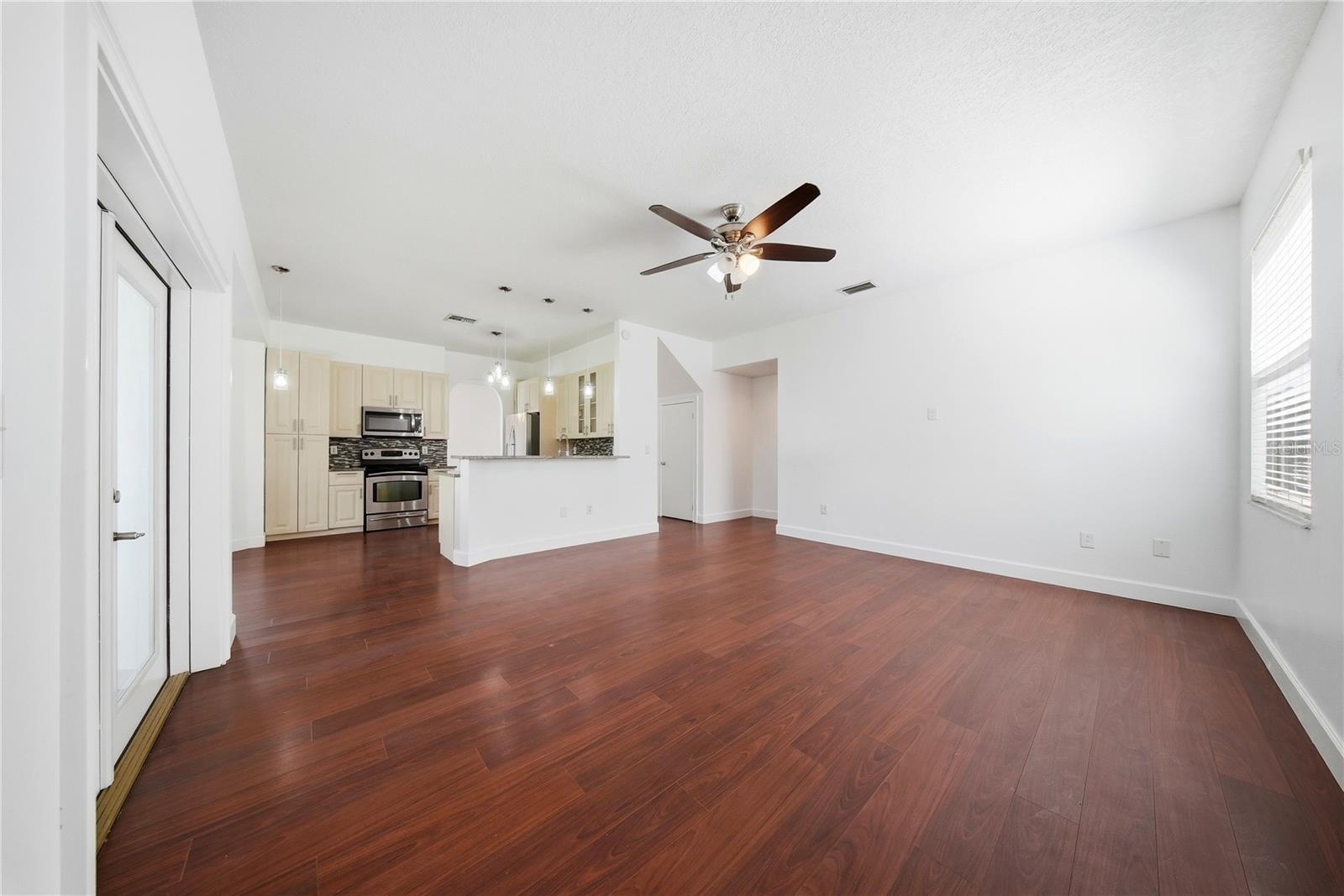 Image 10 of 39 For 1247 Key West Court