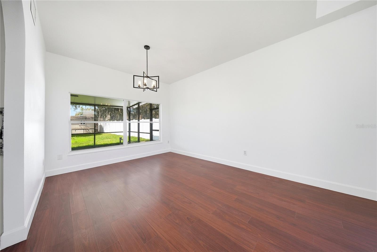 Image 15 of 39 For 1247 Key West Court