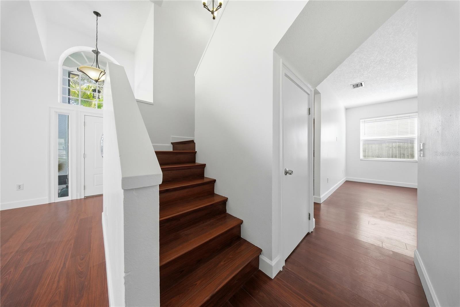 Image 17 of 39 For 1247 Key West Court