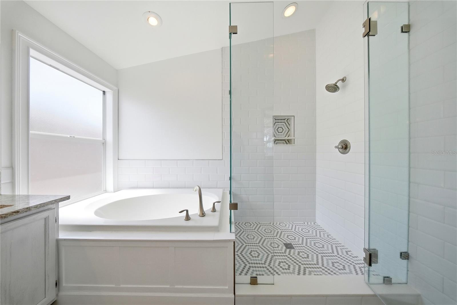 Image 25 of 39 For 1247 Key West Court