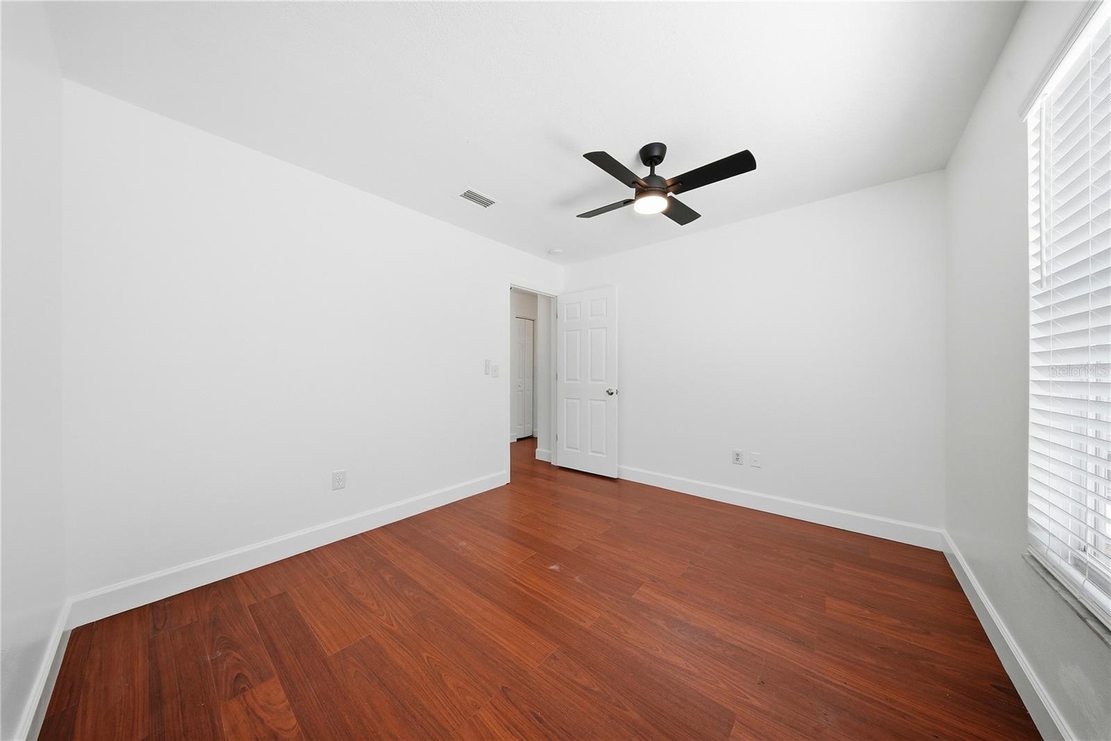 Image 28 of 39 For 1247 Key West Court