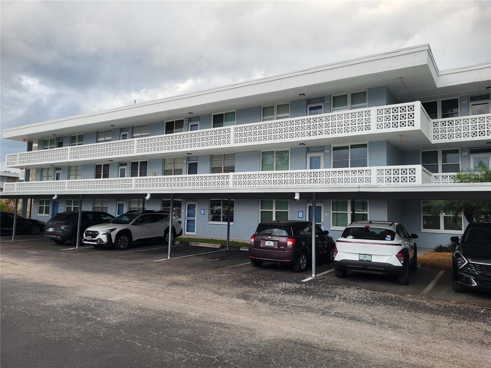 Details for 4895 Bay Street Ne 212, ST PETERSBURG, FL 33703