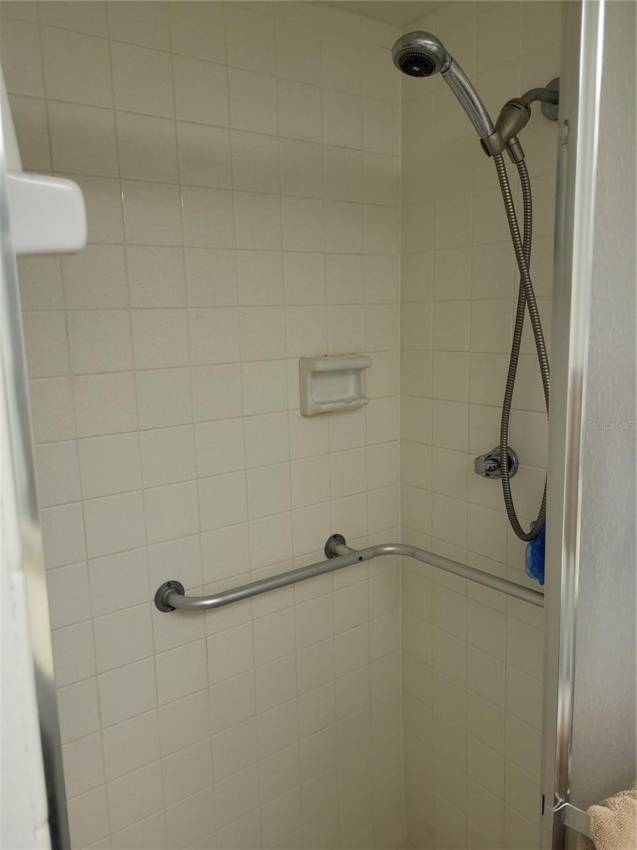 Image 14 of 15 For 4895 Bay Street Ne 212