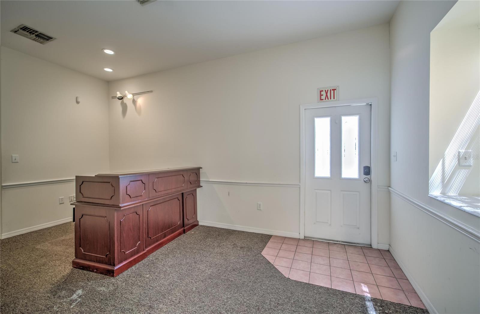 Image 59 of 100 For 504 Baker Street