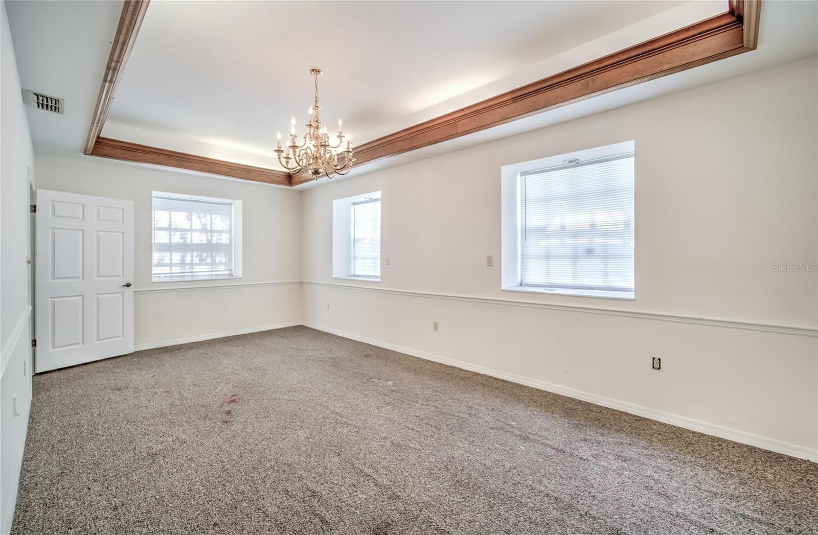 Image 61 of 100 For 504 Baker Street