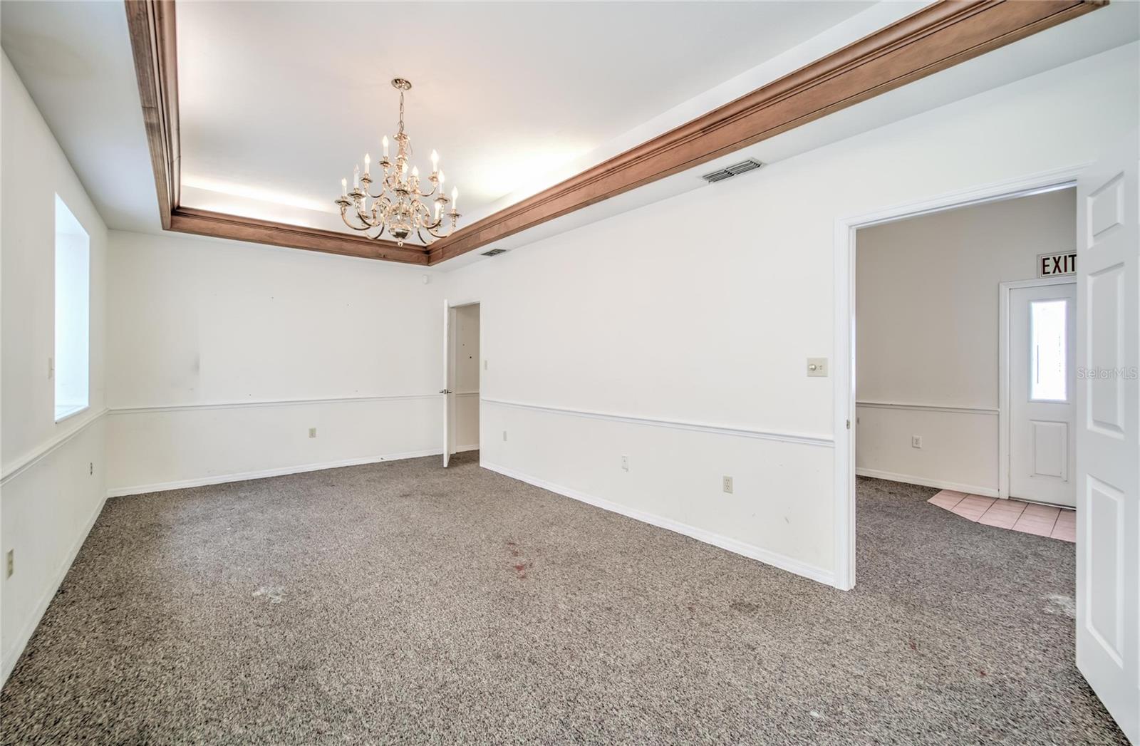 Image 62 of 100 For 504 Baker Street