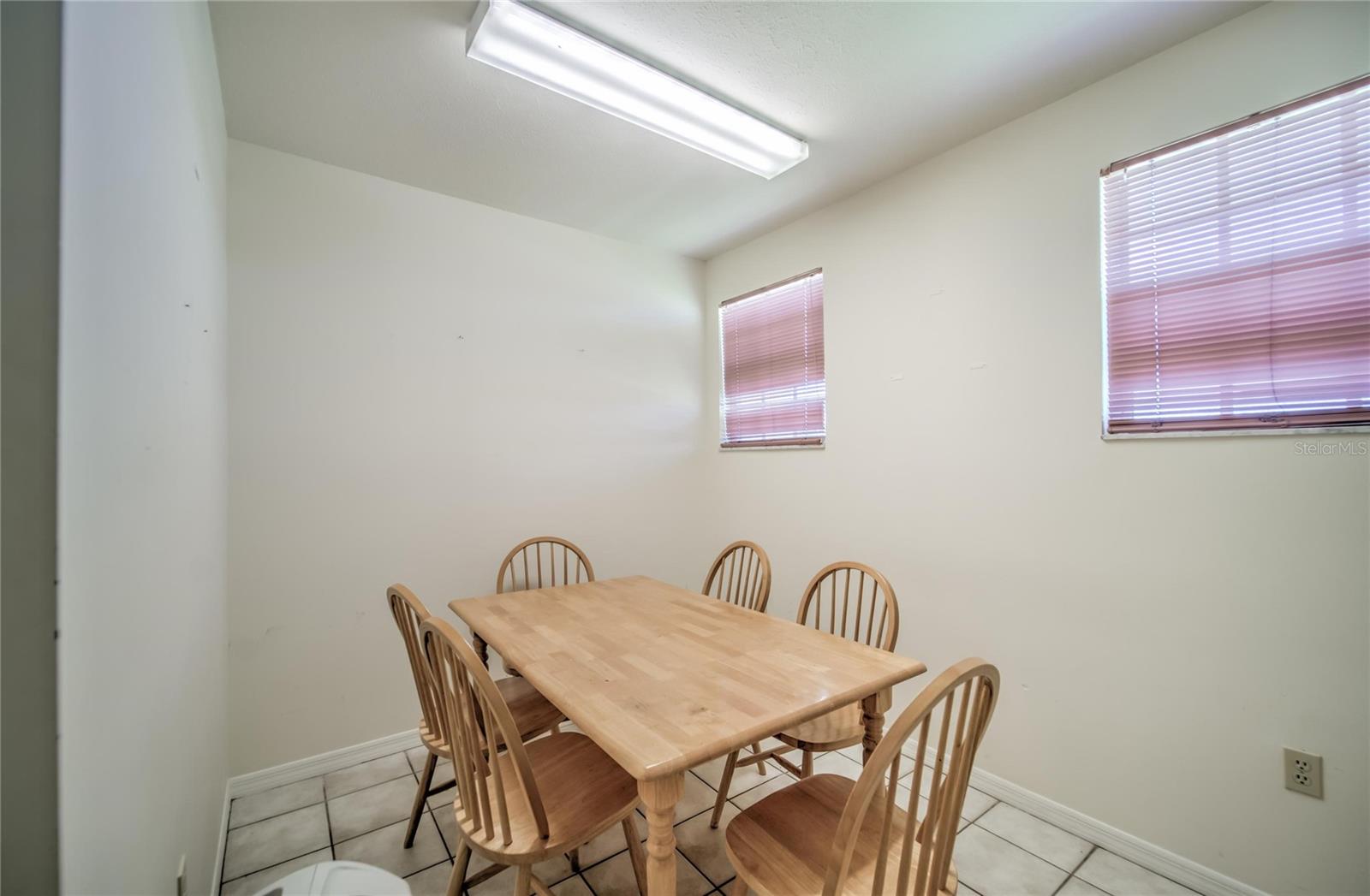 Image 66 of 100 For 504 Baker Street