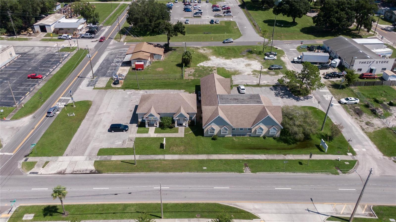 Image 7 of 100 For 504 Baker Street