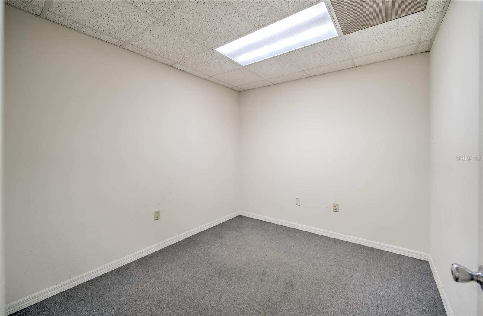 Image 86 of 100 For 504 Baker Street