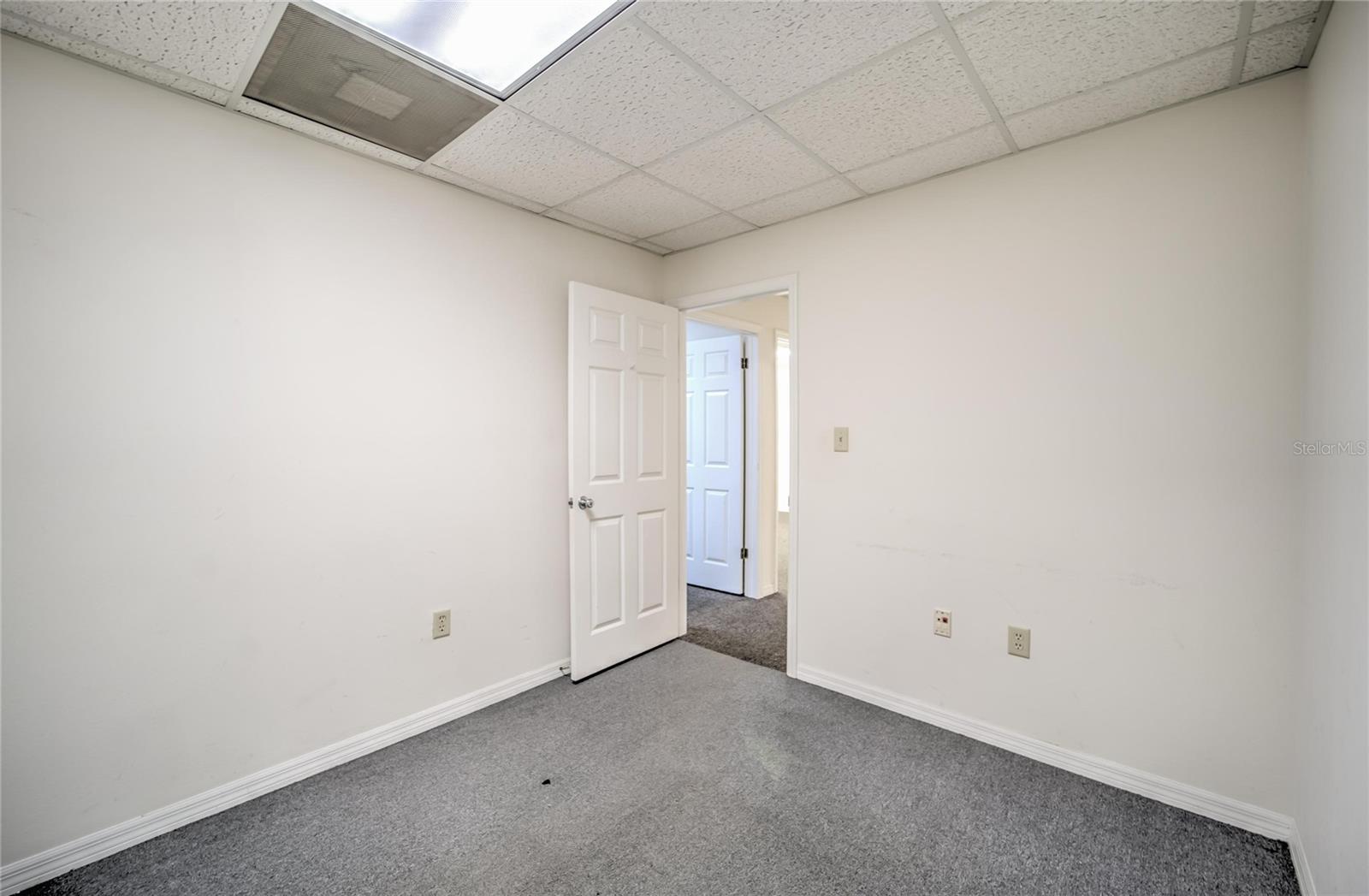 Image 88 of 100 For 504 Baker Street