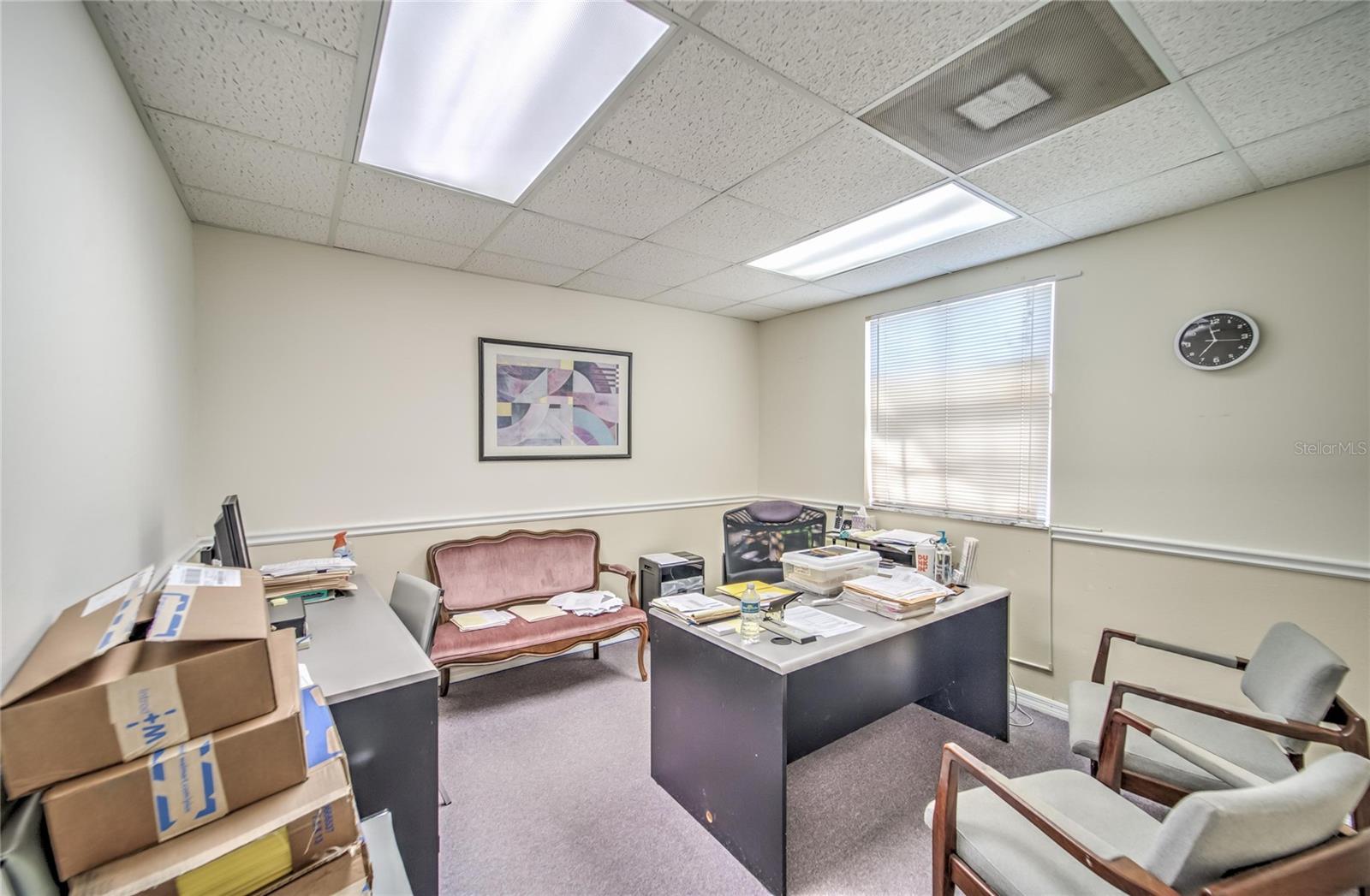 Image 9 of 100 For 504 Baker Street