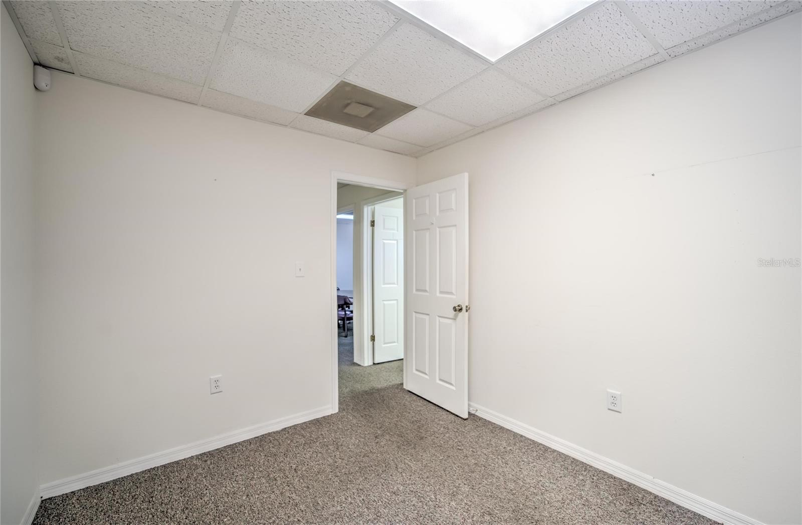 Image 96 of 100 For 504 Baker Street