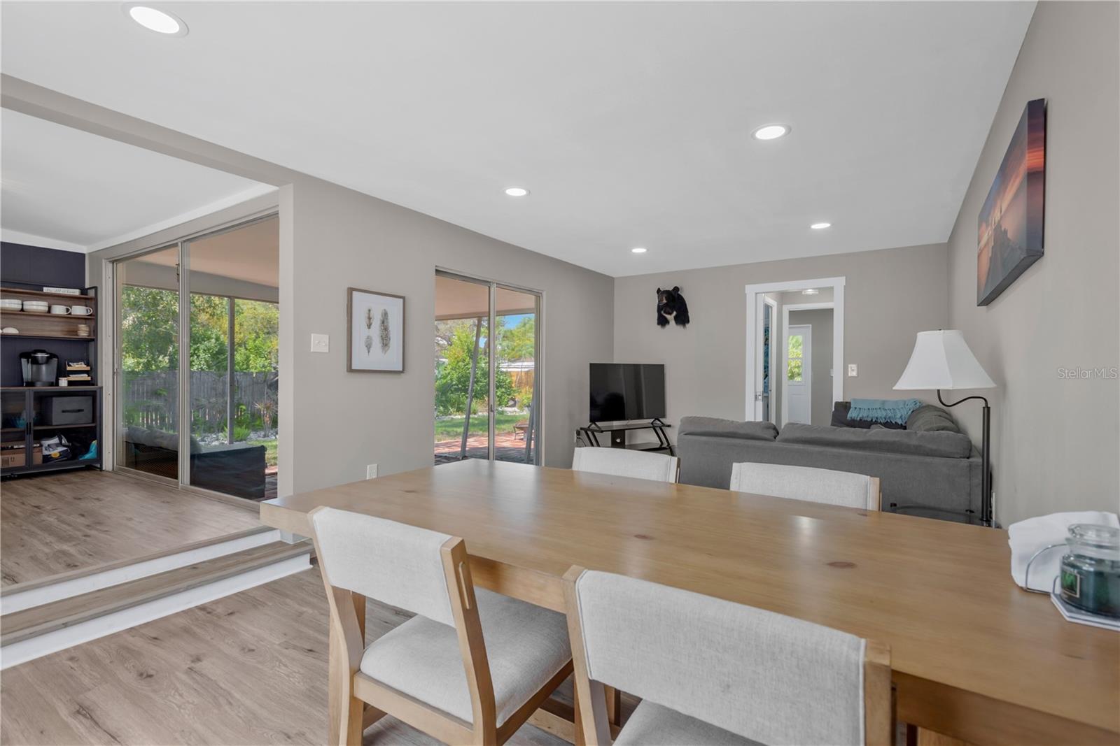 Image 19 of 27 For 1424 Pine Street