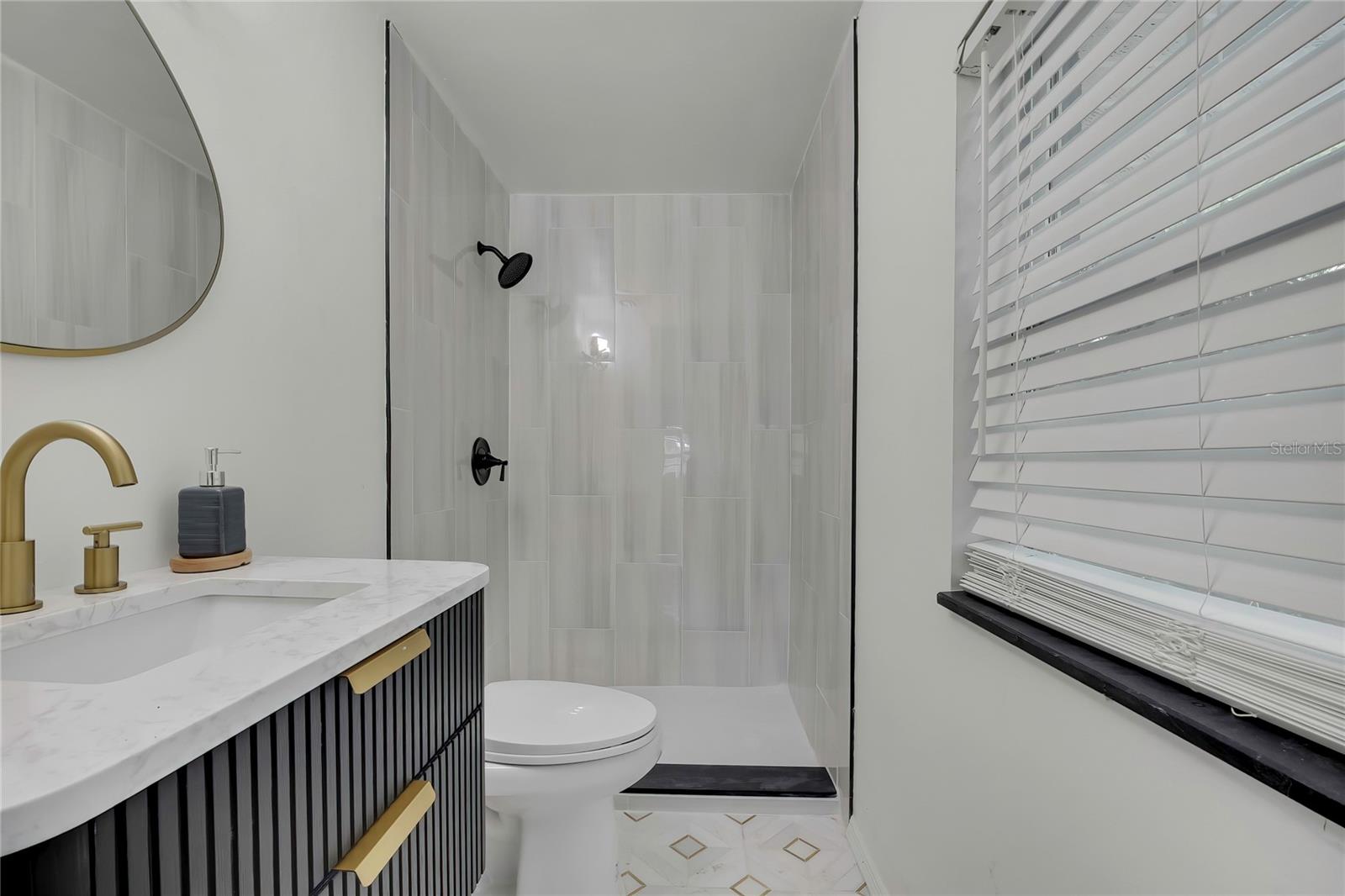 Image 21 of 45 For 8424 Stillbrook Avenue