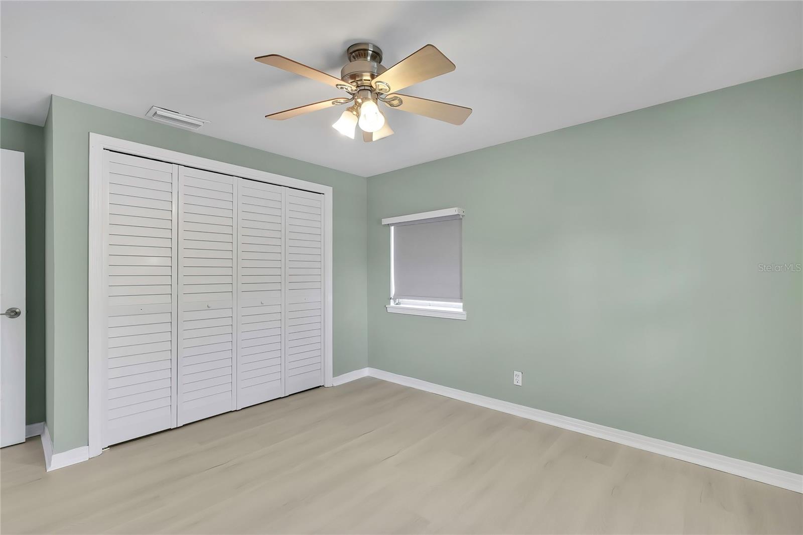 Image 24 of 45 For 8424 Stillbrook Avenue