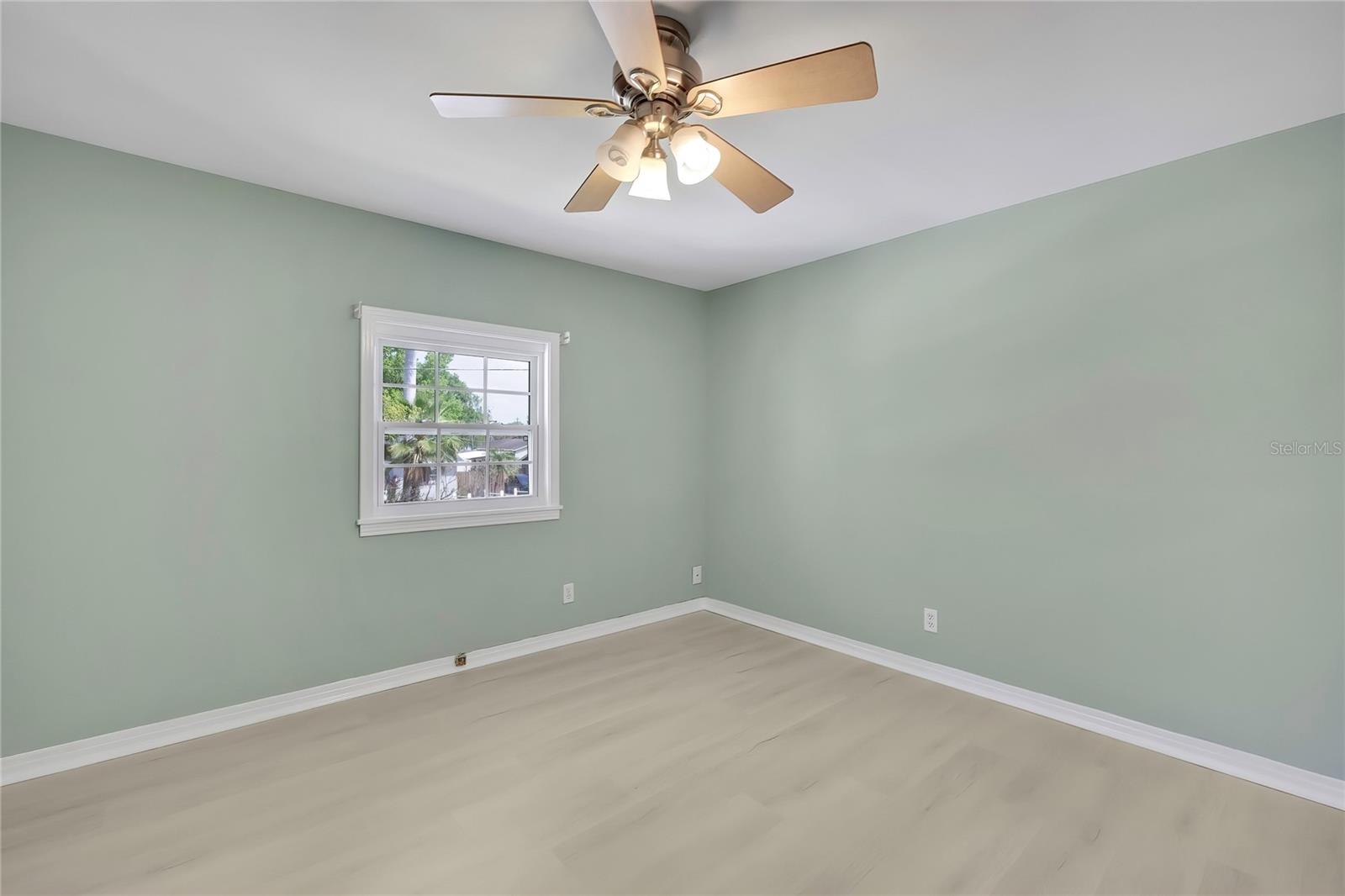 Image 26 of 45 For 8424 Stillbrook Avenue