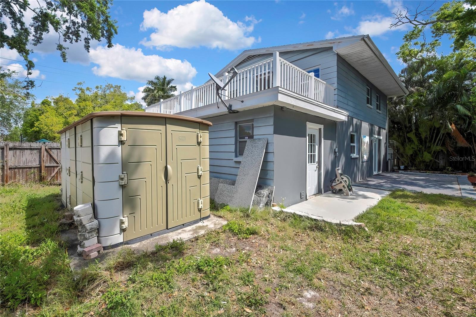 Image 37 of 45 For 8424 Stillbrook Avenue