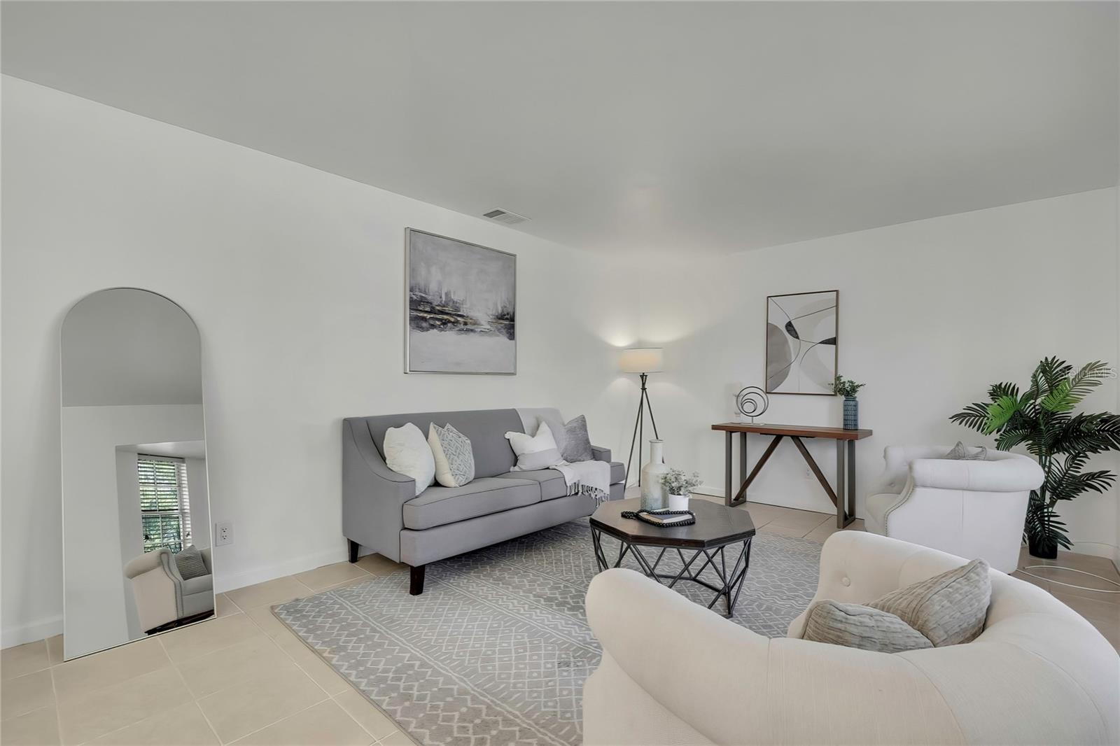 Image 4 of 45 For 8424 Stillbrook Avenue