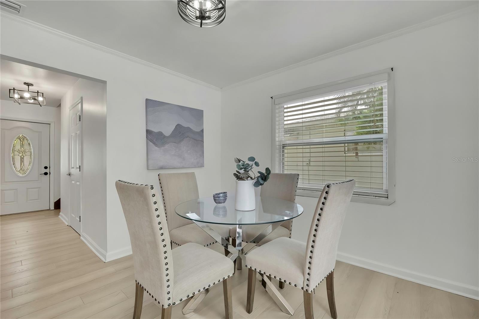 Image 7 of 45 For 8424 Stillbrook Avenue