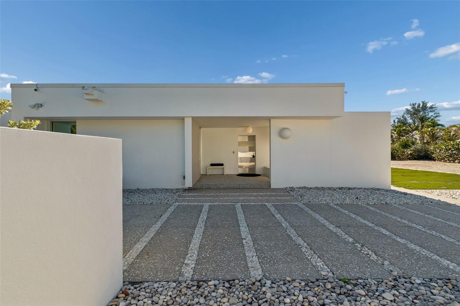 Image 2 of 71 For 7647 Sanderling Road