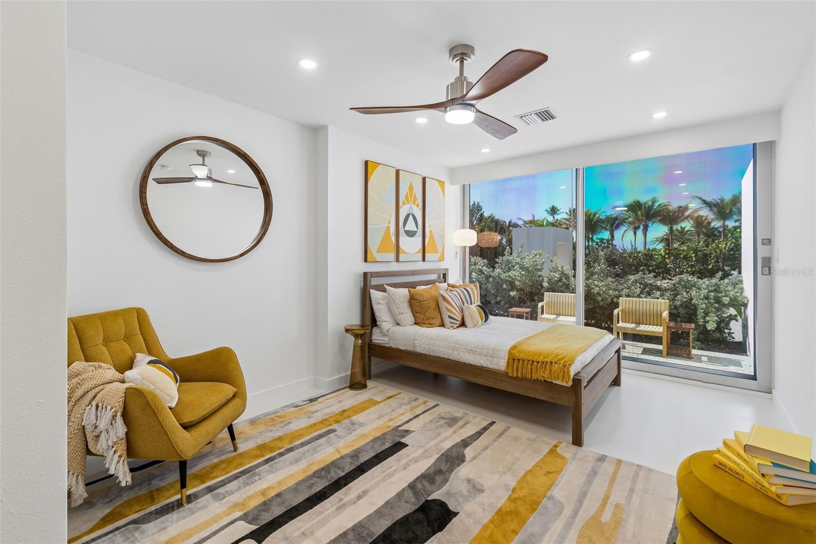 Image 24 of 71 For 7647 Sanderling Road