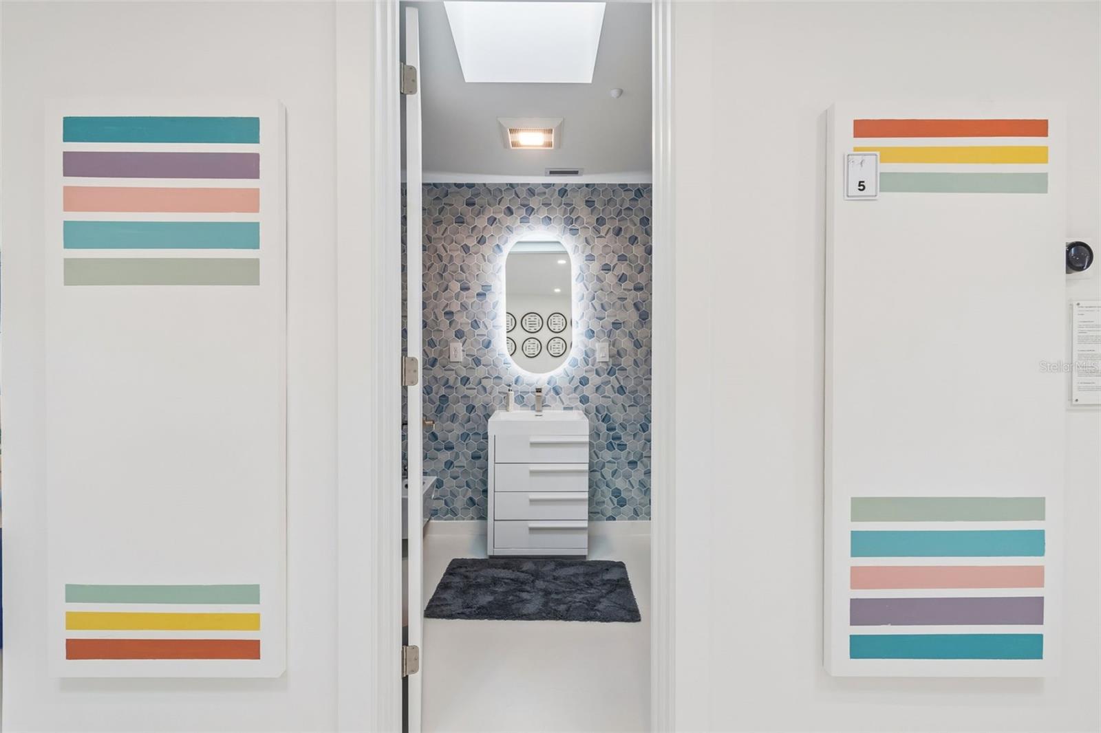 Image 27 of 71 For 7647 Sanderling Road