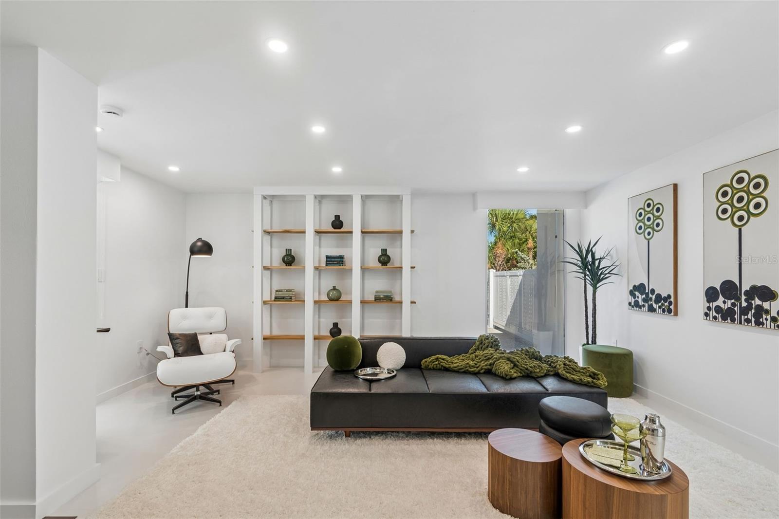 Image 53 of 71 For 7647 Sanderling Road