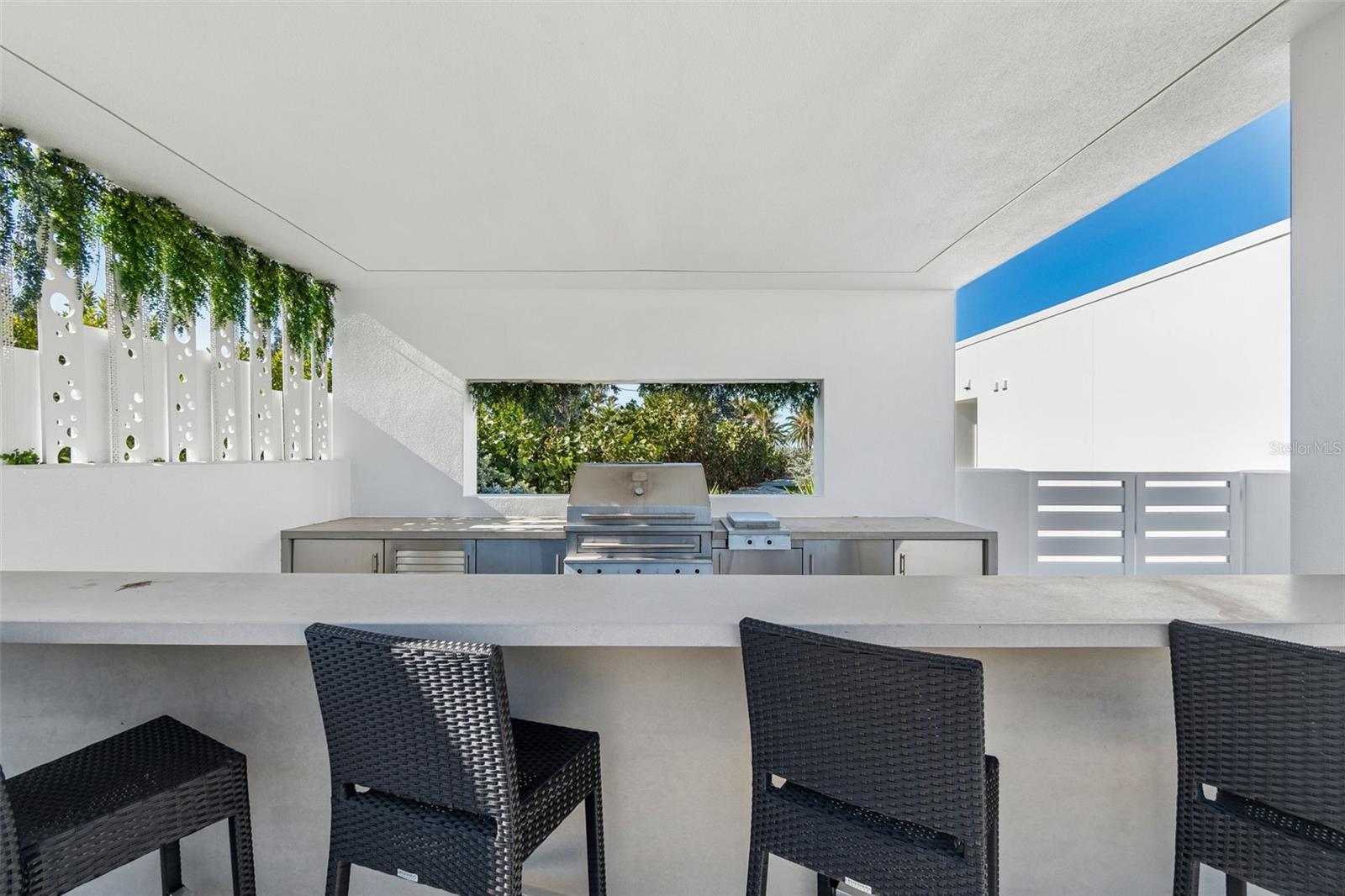 Image 6 of 71 For 7647 Sanderling Road