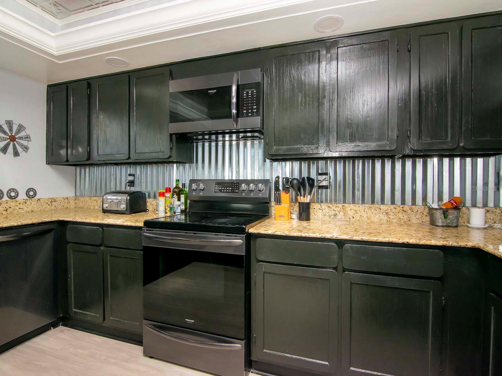 Image 17 of 59 For 2780 Riverside Drive 802