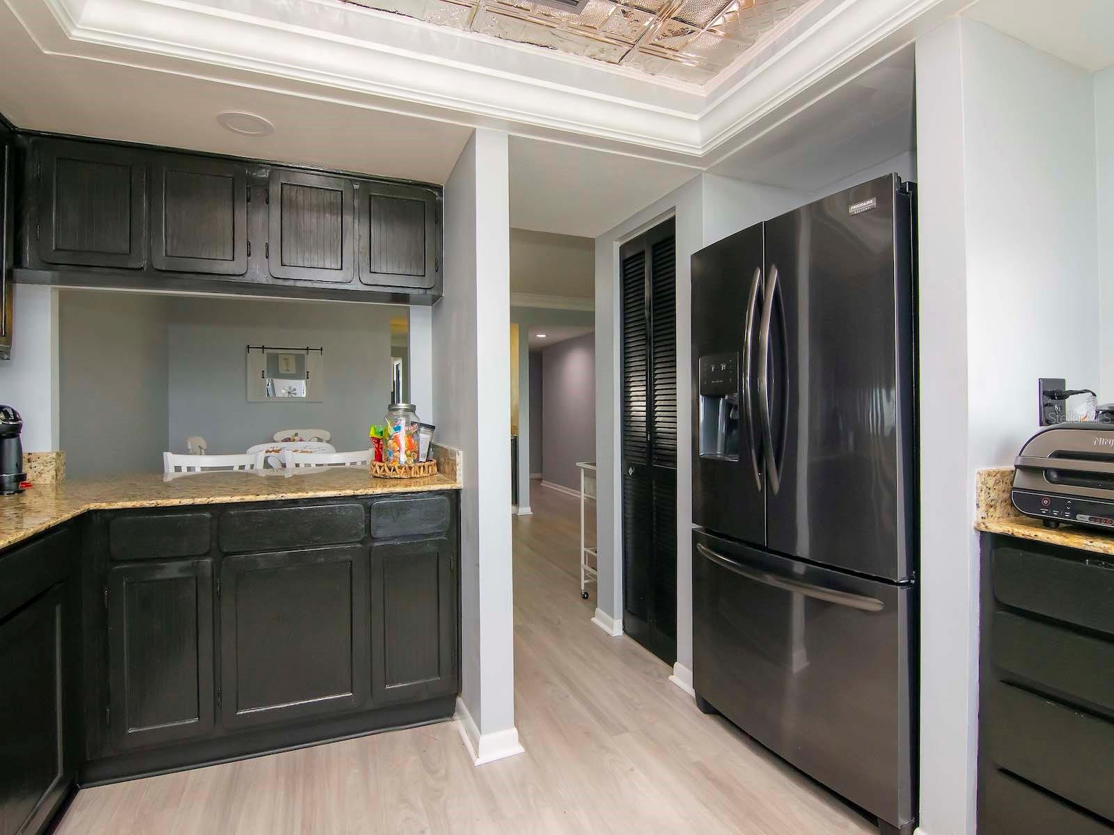 Image 18 of 59 For 2780 Riverside Drive 802