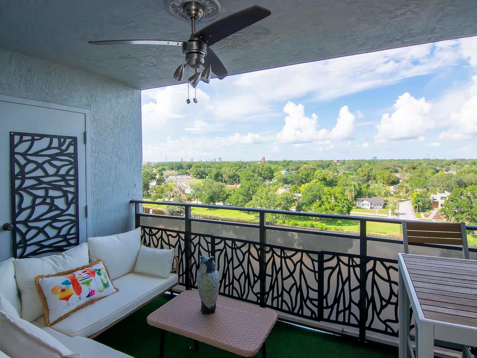 Image 25 of 59 For 2780 Riverside Drive 802